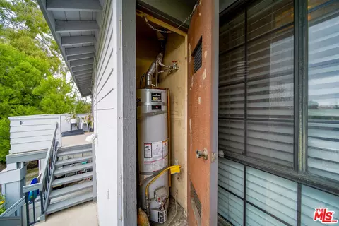 Other - 895 W 34th St #E, Long Beach, CA 90806 photo 5 of 6
