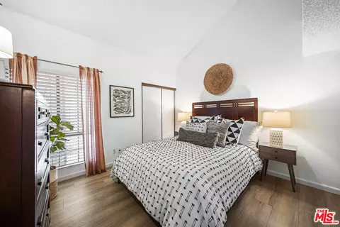 Bedroom - 895 W 34th St #E, Long Beach, CA 90806 photo 1 of 5