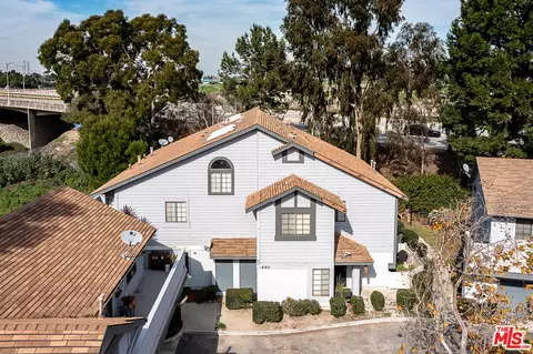 Exterior - 895 W 34th St #E, Long Beach, CA 90806 photo 14 of 14