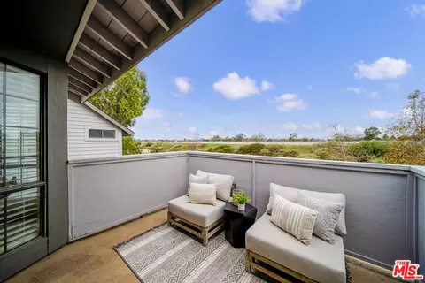 Exterior - 895 W 34th St #E, Long Beach, CA 90806 photo 5 of 14
