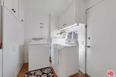 Other - 5504 Allott Ave, Sherman Oaks, CA 91401 photo 2 of 5
