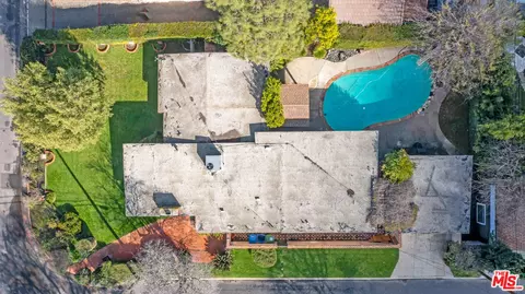 5504 Allott Ave, Sherman Oaks, CA 91401