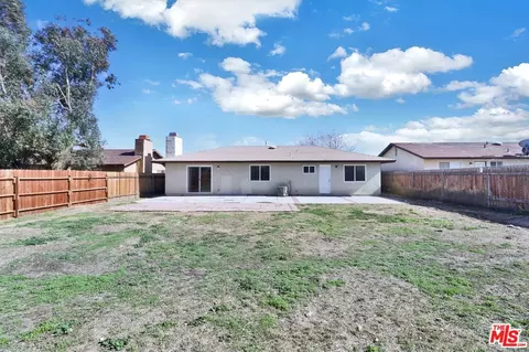 Exterior - 37311 55th St, Palmdale, CA 93552 photo 4 of 8