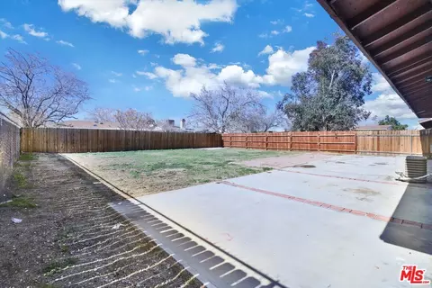 Exterior - 37311 55th St, Palmdale, CA 93552 photo 8 of 8