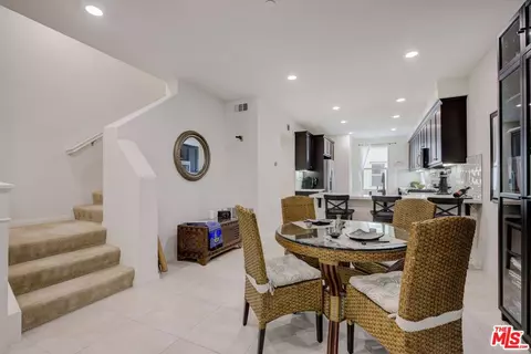 107 Neptune, Irvine, CA 92618