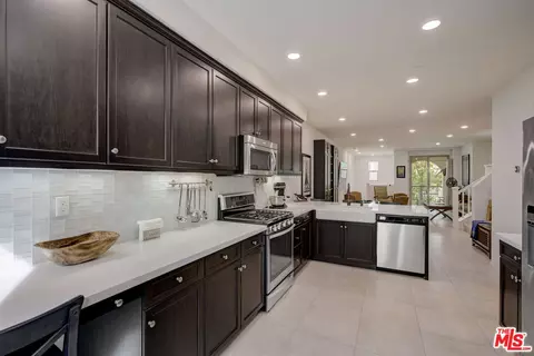 Kitchen - 107 Neptune, Irvine, CA 92618 photo 2 of 4