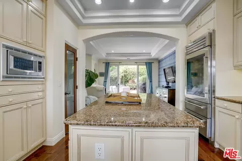 23967 De Ville Way, Malibu, CA 90265