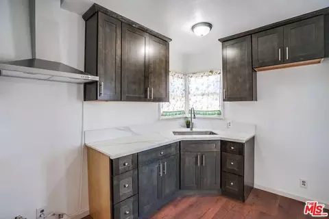 Kitchen - 1034 E 150th St, Compton, CA 90220 photo 2 of 4