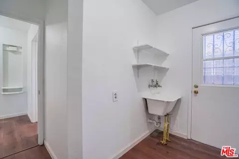 Entry Way - 1034 E 150th St, Compton, CA 90220 photo 1 of 1