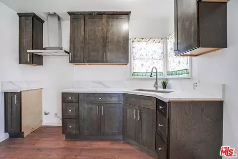 Kitchen - 1034 E 150th St, Compton, CA 90220 photo 4 of 4
