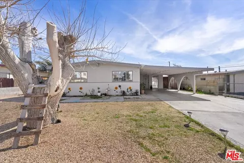 Exterior - 25415 Cheryle St, Barstow, CA 92311 photo 2 of 6