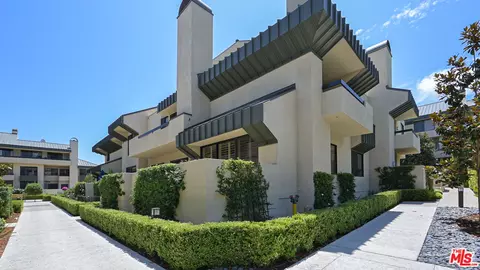2176 Century Hl, Los Angeles, CA 90067