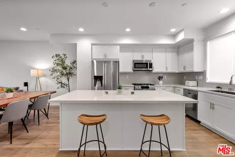 13109 W Lumina Way, Valley Glen, CA 91401