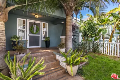 385 Walnut Ave, Long Beach, CA 90802