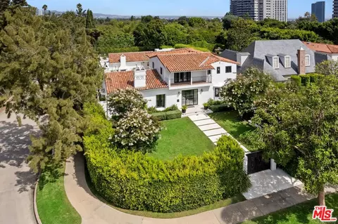 800 S Beverly Glen Blvd, Los Angeles, CA 90024