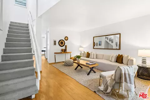 621 California Ave #5, Santa Monica, CA 90403