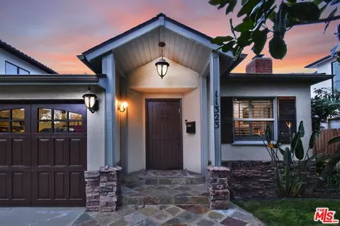 Exterior - 11323 Valley Spring Ln, Studio City, CA 91602 photo 3 of 16
