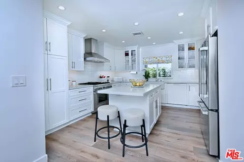 Kitchen - 11323 Valley Spring Ln, Studio City, CA 91602 photo 1 of 6