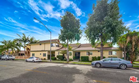 2966 Clarendon Ave, Huntington Park, CA 90255