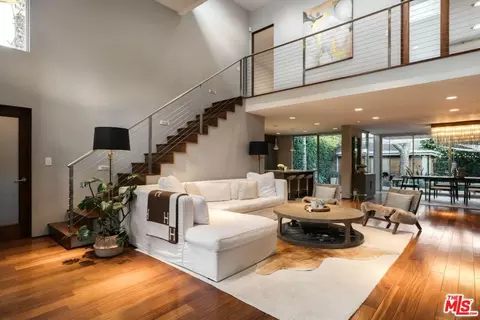 Living - 1126 Rose Ave, Venice, CA 90291 photo 1 of 4