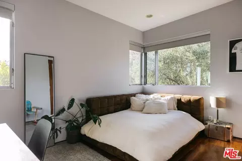 Bedroom - 1126 Rose Ave, Venice, CA 90291 photo 3 of 5