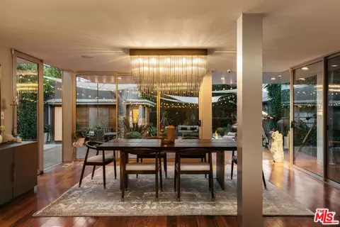 Dining - 1126 Rose Ave, Venice, CA 90291 photo 2 of 3