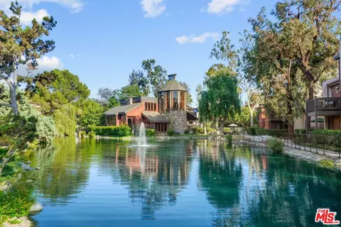 1302 Summertime Ln #302, Culver City, CA 90230