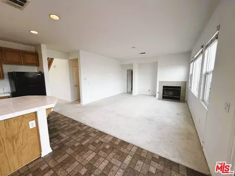 6103 W Avenue J12, Lancaster, CA 93536