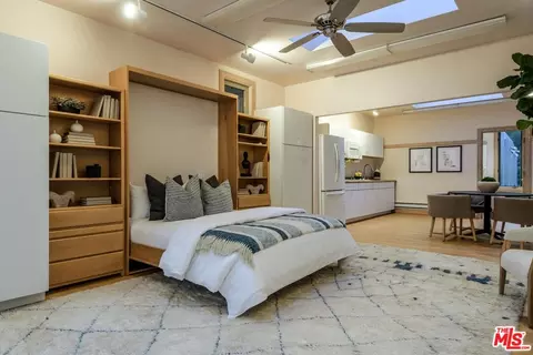 Bedroom - 501 Hodges Ln, Montecito, CA 93108 photo 4 of 5