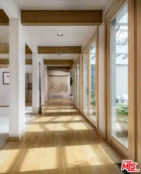 Entry Way - 501 Hodges Ln, Montecito, CA 93108 photo 1 of 1