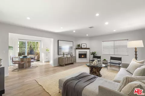 1128 11th St #210, Santa Monica, CA 90403