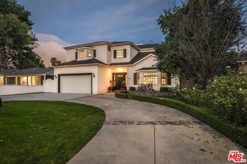 4668 Forman Ave, Toluca Lake, CA 91602