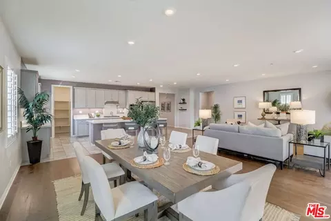 Dining - 617 Lehner Ave, Escondido, CA 92026 photo 2 of 3