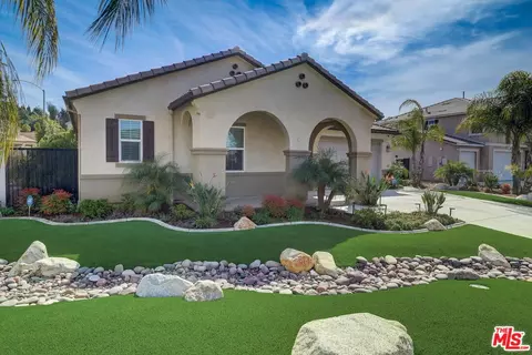 Exterior - 617 Lehner Ave, Escondido, CA 92026 photo 2 of 13