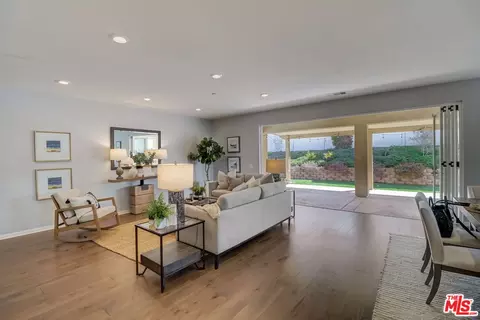 Living - 617 Lehner Ave, Escondido, CA 92026 photo 5 of 6