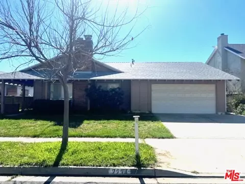2234 Burnside St, Simi Valley, CA 93065