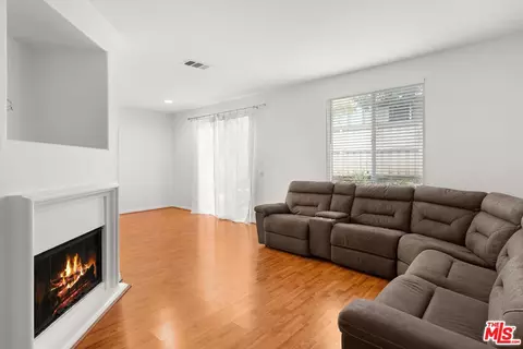 Living - 17882 Balsam Ct, Carson, CA 90746 photo 1 of 2