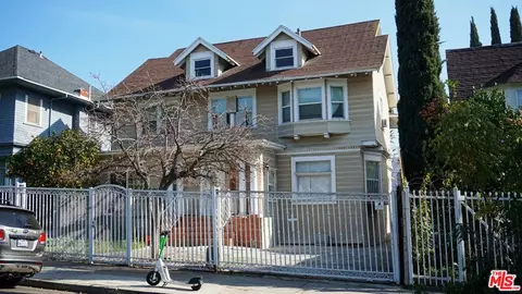 912 S Burlington Ave, Los Angeles, CA 90006