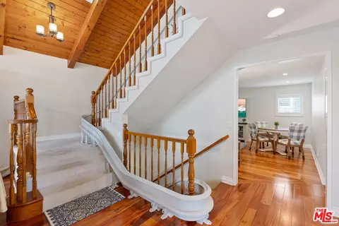 Entry Way - 3941 Sunset Ln, Oxnard, CA 93035 photo 1 of 1