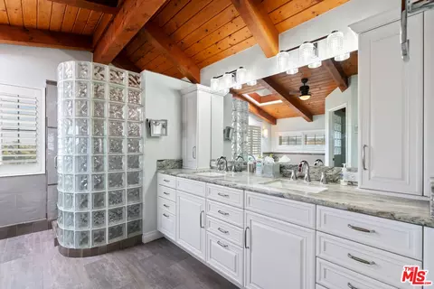 Bath - 3941 Sunset Ln, Oxnard, CA 93035 photo 1 of 5