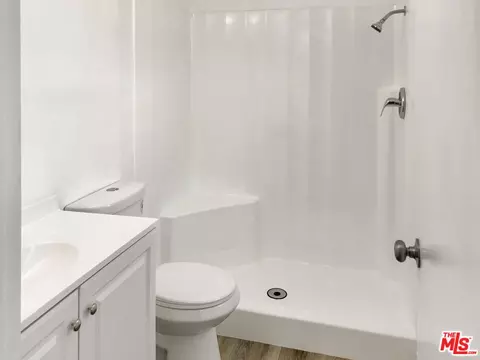 Bath - 233 E Kirkwall Rd, Azusa, CA 91702 photo 1 of 4