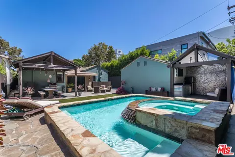 317 Huntley Dr, West Hollywood, CA 90048
