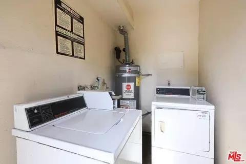 Other - 412 Fischer St, Glendale, CA 91205 photo 2 of 2