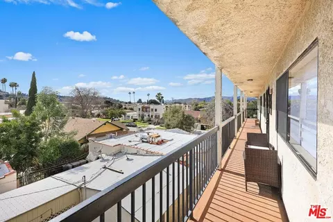 Exterior - 412 Fischer St, Glendale, CA 91205 photo 12 of 12