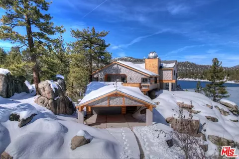 806 Boulder Rd, Big Bear Lake, CA 92315
