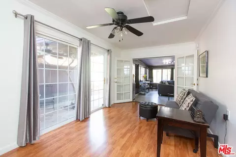 Dining - 2128 N Brighton St, Burbank, CA 91504 photo 3 of 3