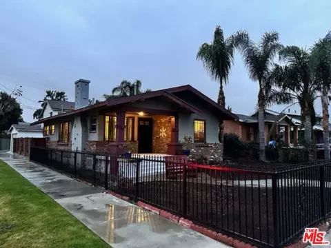 1100 W 68th St, Los Angeles, CA 90044