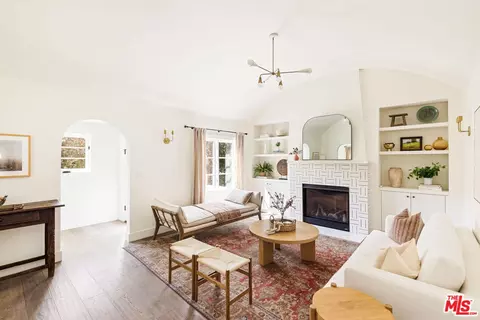 10956 Tennessee Ave, Los Angeles, CA 90064