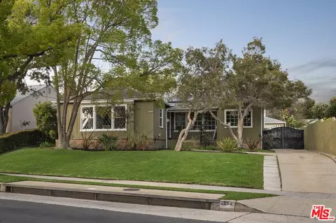 2252 Hillsboro Ave, Los Angeles, CA 90034