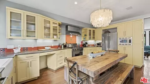 Kitchen - 30 Wavecrest Ave, Venice, CA 90291 photo 1 of 1